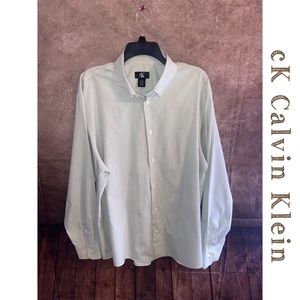 cK Calvin Klein Men's Classic-Fit Performance Checked Dress Shirt-Size XL-EUC